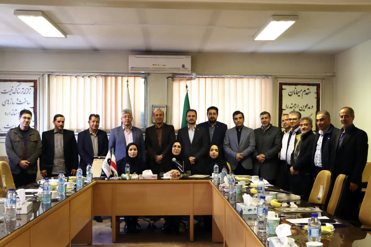 برگزاری نخستین جلسه شورای روابط عمومی های راه و شهرسازی استان آذربایجان شرقی در سال ۱۴۰۵ در اداره کل آزمایشگاه فنی و مکانیک خاک استان